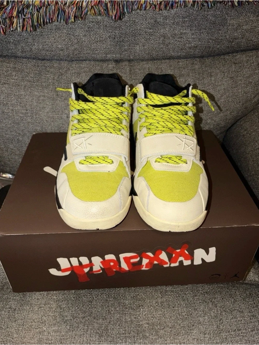 Travis scott jumpman trainer bright cactus mens size 12 nds